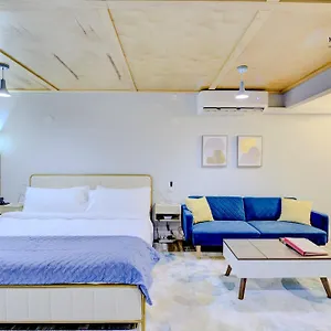 The Moose #5 - Modern Comfy With King Bed, Free Parking & Fast Wifi Apartment Memphis